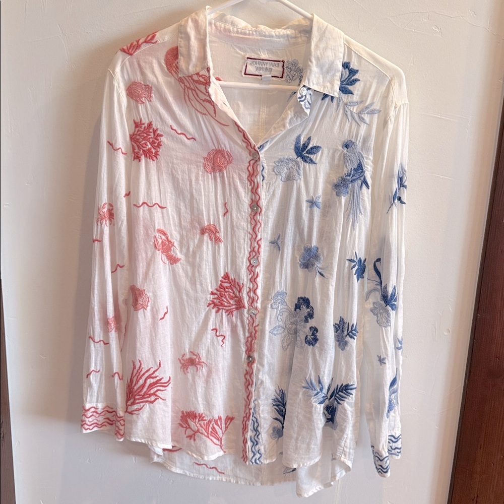 Johnny Was Button down embroidered shirt size XS